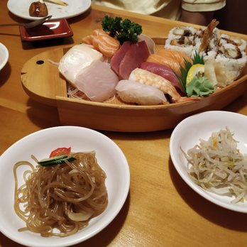 Dai Ichi Sushi Restaurant - Sushi boat A - Sushi Bars Near Me - Mississauga, Ontario Dai Ichi Sushi Restaurant - Sushi boat A - Sushi Bars Near Me - Mississauga, Ontario