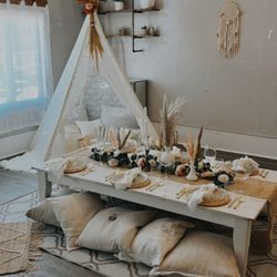 75th Street Events - Bridal party picnic by Under the Stars KC