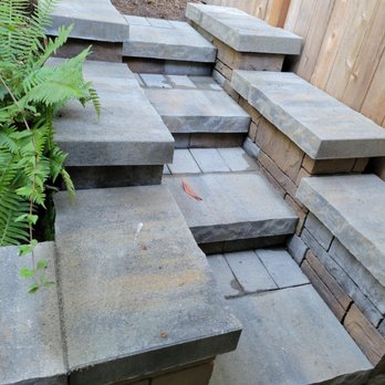 Custom Pavers & Design - a view of the steps leading up to the house - General Contractors Near Me Custom Pavers & Design - a view of the steps leading up to the house - General Contractors Near Me