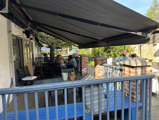 The Red Lion by null