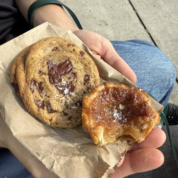 Ba Noi - Chocolate chip cookie and butter tart. - Pop-up Shops Near Me - Toronto, Ontario Ba Noi - Chocolate chip cookie and butter tart. - Pop-up Shops Near Me - Toronto, Ontario