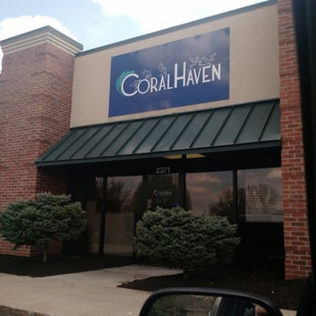 Coral Haven - This is how the outside looks, so everyone can find this place! - Pet Stores Near Me - Bettendorf, Iowa