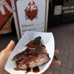 SMOKED SPARE RIBS*