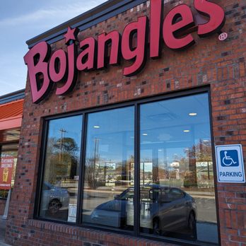 Bojangles - Outside. Storefront. Thanksgiving Day 2023. They closed early at 2pm. - Fast Food Near Me - Dillon, South Carolina
