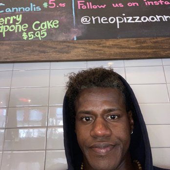 Neo Pizza- Annapolis - Picking up my bbq pizza :) - Bars Near Me - Annapolis, Maryland Neo Pizza- Annapolis - Picking up my bbq pizza :) - Bars Near Me - Annapolis, Maryland
