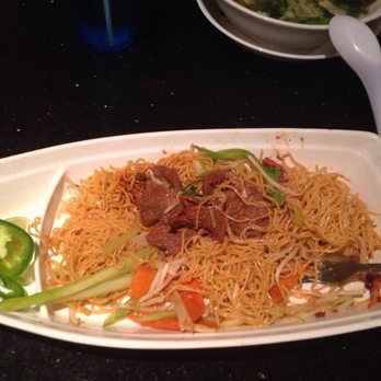 Pho La Jolla - Fried beef noodles.. Notice the lack of meat - Vietnamese Near Me - La Jolla, California Pho La Jolla - Fried beef noodles.. Notice the lack of meat - Vietnamese Near Me - La Jolla, California