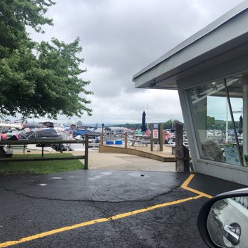Sutter's Canandaigua Marina - Nice building and great docks! - Boat Dealers Near Me - Canandaigua, New York
