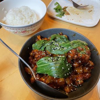 DanDan - General Tso's Cauliflower - Asian Fusion Near Me - Milwaukee, Wisconsin DanDan - General Tso's Cauliflower - Asian Fusion Near Me - Milwaukee, Wisconsin