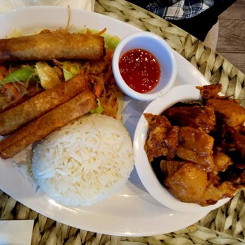 Kuya’s Islander Cuisine - Adobo combo plate - Filipino Near Me - Gresham, Oregon Kuya’s Islander Cuisine - Adobo combo plate - Filipino Near Me - Gresham, Oregon