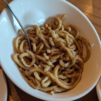 Vanessa's Bistro - Garlic noodles. Looks simple but tastes great - Vietnamese Near Me - Walnut Creek, California