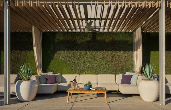 Azul Rooftop by null