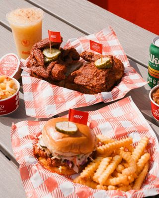 Hattie B's Hot Chicken by null