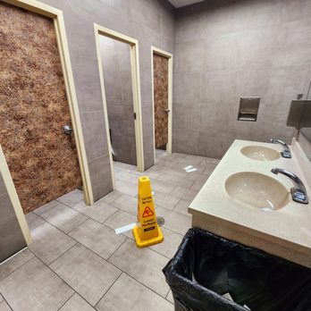 Tiger Truck Stop - Women's Restroom - Gas Stations Near Me - Grosse Tete, Louisiana Tiger Truck Stop - Women's Restroom - Gas Stations Near Me - Grosse Tete, Louisiana