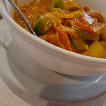 Won Kok Restaurant - 14. Chicken with Curry Sauce - Chinese Near Me - San Francisco, California Won Kok Restaurant - 14. Chicken with Curry Sauce - Chinese Near Me - San Francisco, California