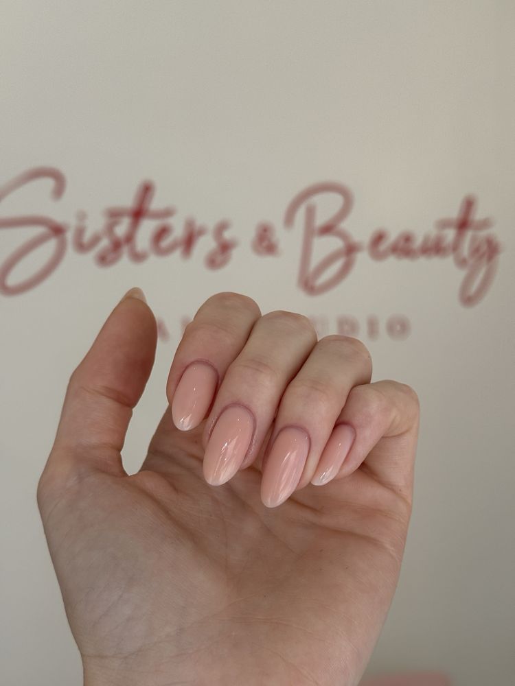 Sisters & Beauty Logo