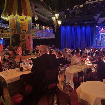 Moulin Rouge - Cabaret Near Me - Paris, 75