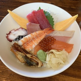 Ahi Ahi Sushi Bar & Grill - Chriashi A - really good - Japanese Near Me - Foothill Ranch, California