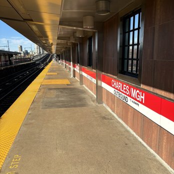 MBTA - Charles/MGH Station - Metro Stations Near Me - Boston, Massachusetts MBTA - Charles/MGH Station - Metro Stations Near Me - Boston, Massachusetts