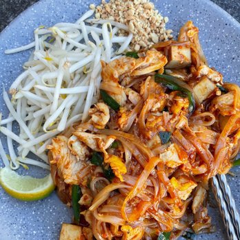 Pineapple Thai - Pad Thai - Thai Near Me - Cupertino, California Pineapple Thai - Pad Thai - Thai Near Me - Cupertino, California