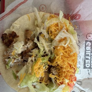 Del Taco - Barstow chicken taco. - Fast Food Near Me - Barstow, California