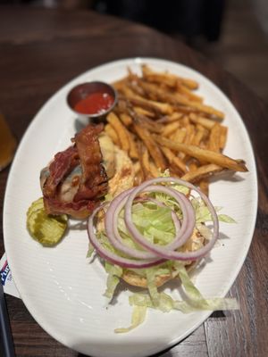 GrillMarx UMD Steakhouse & Raw Bar by null