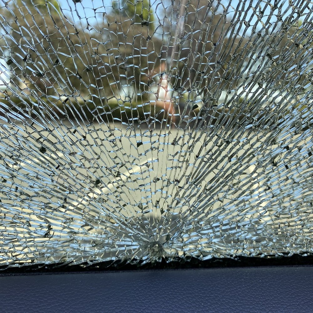 Le Auto Glass - Auto Glass Services Near Me - Oakland, California Le Auto Glass - Auto Glass Services Near Me - Oakland, California