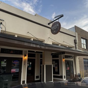 Seguin Brewing - Outdoors shot - Brewpubs Near Me - Seguin, Texas Seguin Brewing - Outdoors shot - Brewpubs Near Me - Seguin, Texas