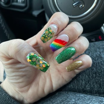 Amy Nails - Nail Salons Near Me - Lynchburg, Virginia