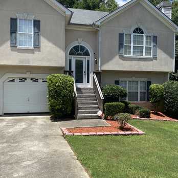 Central Pressure Wash - Before - Pressure Washers Near Me - Atlanta, Georgia Central Pressure Wash - Before - Pressure Washers Near Me - Atlanta, Georgia