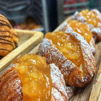 Levé Bread Bakery - Bakeries Near Me - Conway, South Carolina Levé Bread Bakery - Bakeries Near Me - Conway, South Carolina