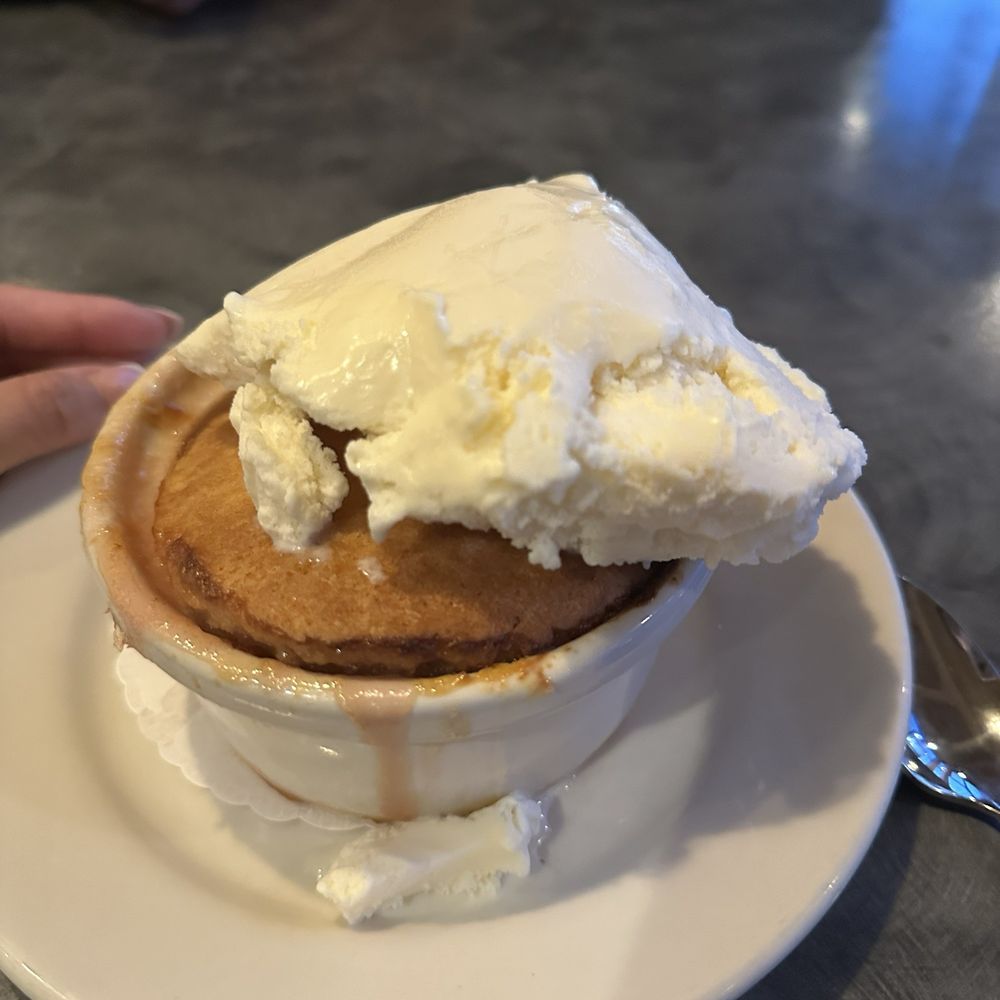 Chinook's - Seafood Near Me - Seattle, Washington