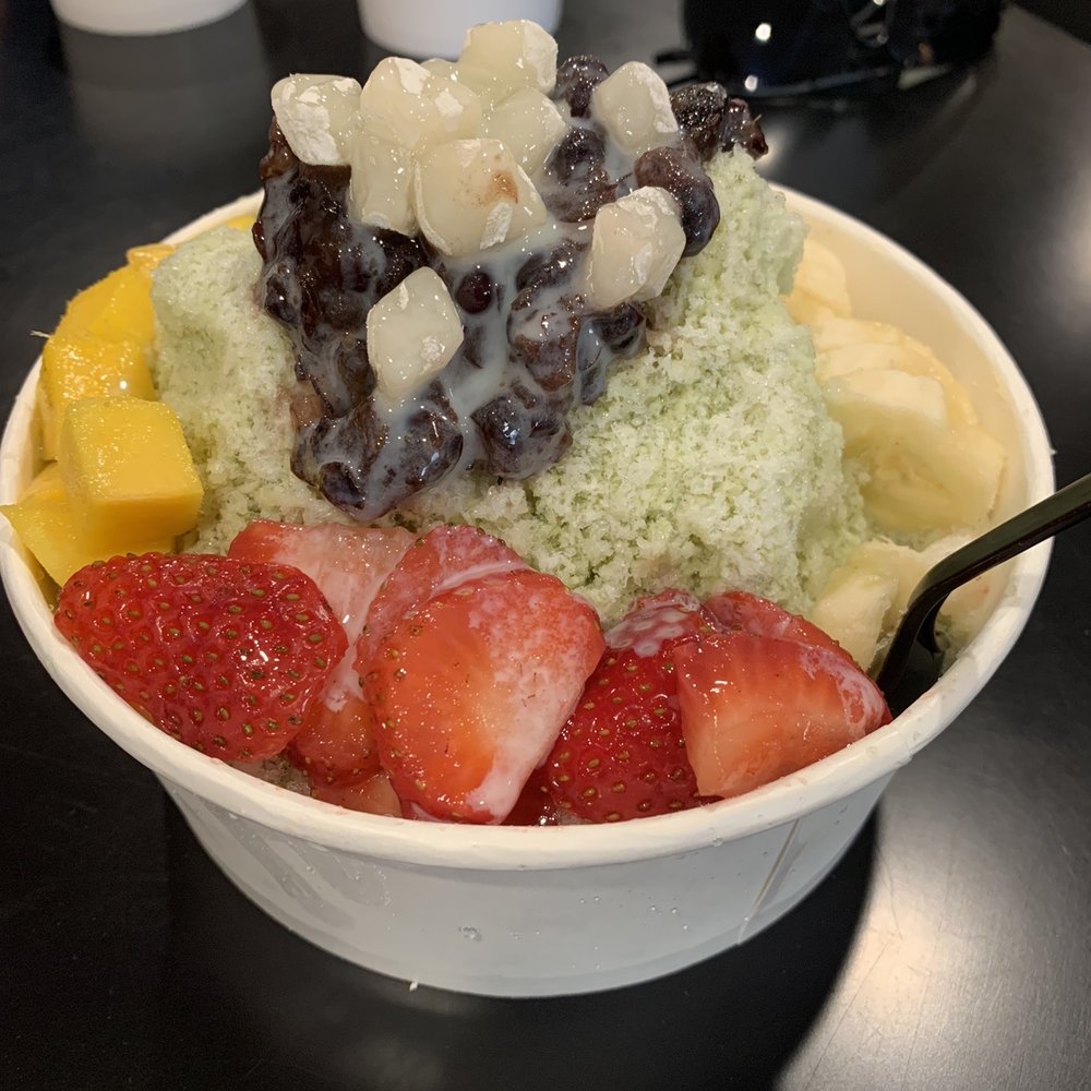 Mochi - Small - could serve 2 or 4...or 1! Easily demolished with 2 people despite the size! - Ice Cream & Frozen Yogurt Near Me - Irvine, California