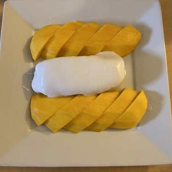 Thai House - Fresh Mango with Sweet Sticky Rice - Thai Near Me - Bakersfield, California