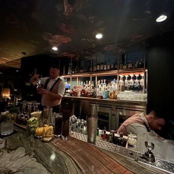 Blind Duck - Upstairs bar - Cocktail Bars Near Me - Boston, Massachusetts