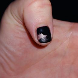 Gel polish manicure after three days