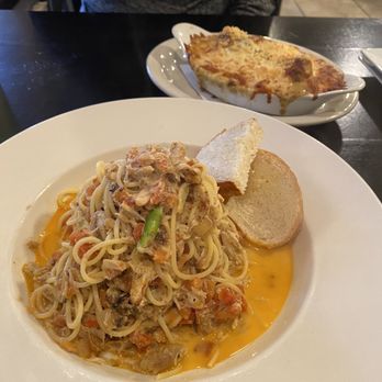 Bistro Kaz - 390488. Crab Meat in Creamy Tomato Sauce pasta - Italian Near Me - San Diego, California Bistro Kaz - 390488. Crab Meat in Creamy Tomato Sauce pasta - Italian Near Me - San Diego, California