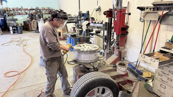 Our Shop Equipment - Ready to Serve You! - Our team has multiple machines they can use to complete your service.  This allows use to work on multiple machines at once and get you in and out quickly.
Our Team has 4 bays in the shop so your vehicle can be quickly and easily serviced.
Come see us today or call for your next appointment!