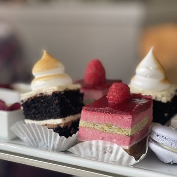 FogRose Atelier - (Insta: @badtothebite) - Desserts Near Me - Kirkland, Washington FogRose Atelier - (Insta: @badtothebite) - Desserts Near Me - Kirkland, Washington