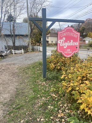 Confiturerie Tigidou | Tigidou Jam Factory by null