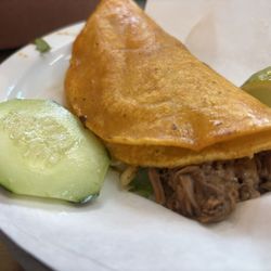 Birrea taco