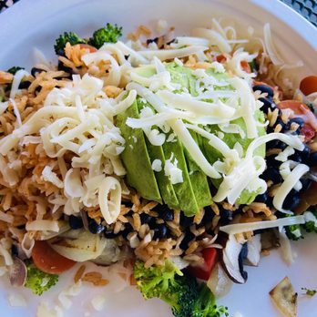 Los Arcos - The vegetarian plate is delicious! All kinds of vegetables including broccoli & mushrooms! - Mexican Near Me - Santa Rosa, California
