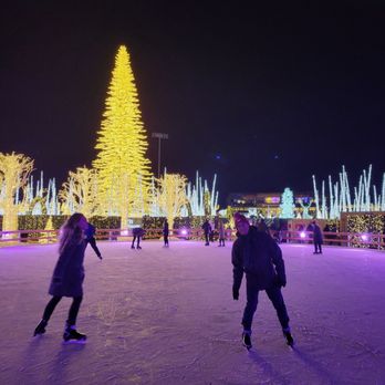 Enchant Christmas - Festivals Near Me - Franklin, Wisconsin Enchant Christmas - Festivals Near Me - Franklin, Wisconsin