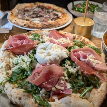 L’Oro Di Napoli - Pizza Near Me - Santa Rosa, California