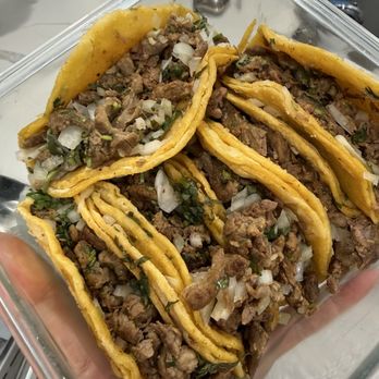 El Taquero Guzman - "Carne asada" tacos that smell and taste like pork - Mexican Near Me - Santa Ana, California El Taquero Guzman - "Carne asada" tacos that smell and taste like pork - Mexican Near Me - Santa Ana, California