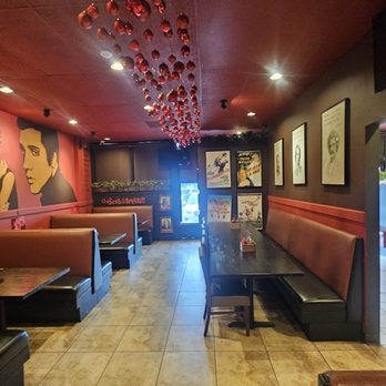 Pho Star Bowl - Dining area - Vietnamese Near Me - Riverside, California Pho Star Bowl - Dining area - Vietnamese Near Me - Riverside, California