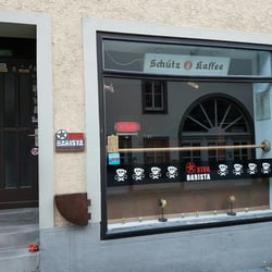 Viva Barista - Eingang nach Geachäftsschluss. Ein Jammer!