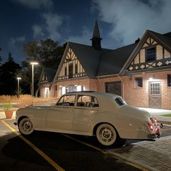 MEEC Luxury Ventures - 63 Rolls
