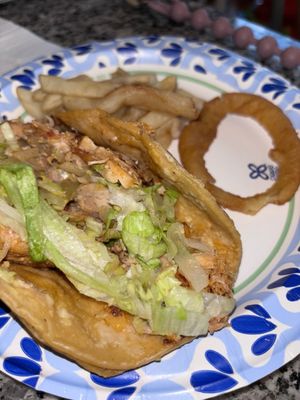 Raymond's Tacos on Damen by null