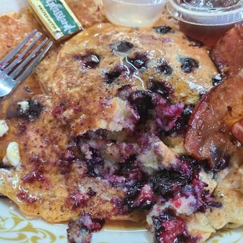 Broadway Deli - American Near Me - Brunswick, Maine