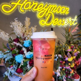 Honeymoon Dessert - Signature Fruit Green Tea ($6.99) - Desserts Near Me - Toronto, Ontario Honeymoon Dessert - Signature Fruit Green Tea ($6.99) - Desserts Near Me - Toronto, Ontario